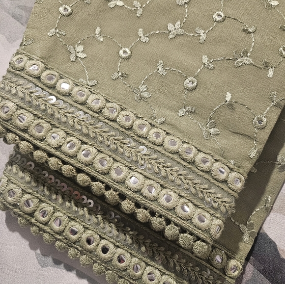 Satin Saree - Picture 5 of 13